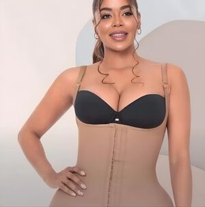 NEW Stagmi Shaper Colombian Super Short Girdle Tummy Control Lifts & Transforms